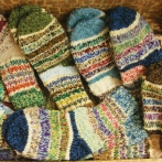 Pletené ponožky a čiapky